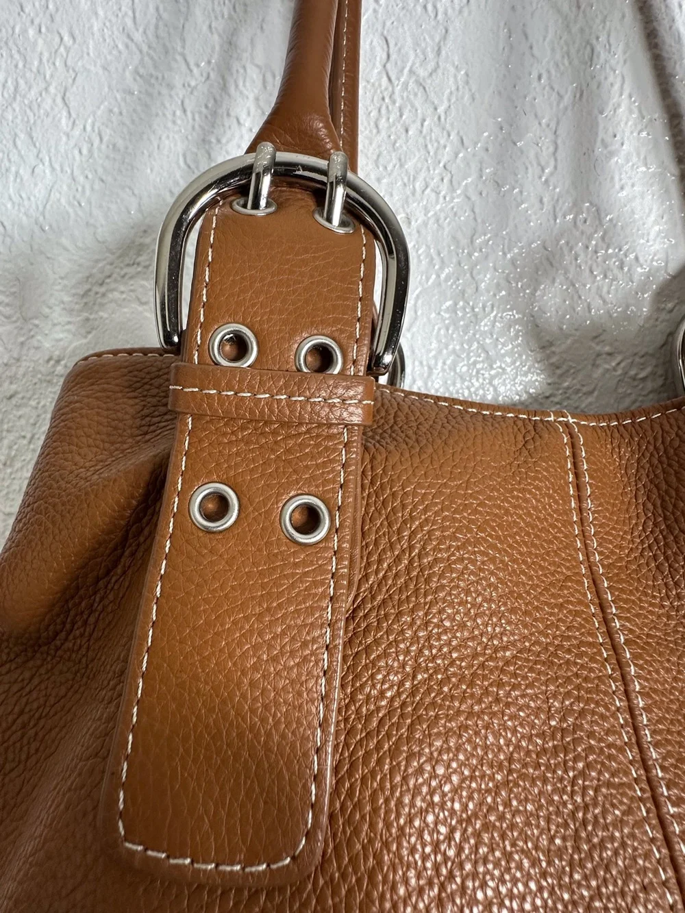 Tignanello Pebble Leather Satchel - Picture 3 of 14
